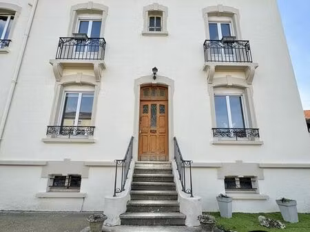maison 12 pièces 285 m²
