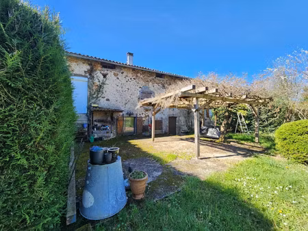 vente maison 5 pièces 208 m² brillac (16500)