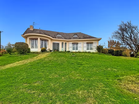 maison t6 montilliers à vendre