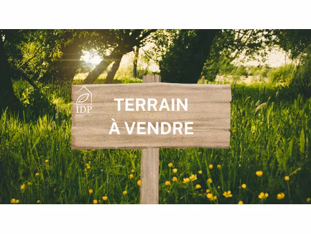 terrain constructible 902m2 - secteur pavillonnaire