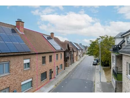 huis te koop in oeselgem met 3 slaapkamers