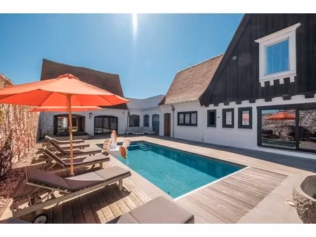 commercieel te koop in deerlijk met 8 slaapkamers