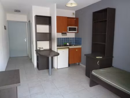 vente appartement 1 pièces 20m2 la garde 83130 - 57000 € - surface privée