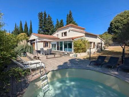 villecroze  maison de ville 5 pièces  2 garages  piscine  2.231 m² de terrain