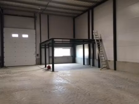 plaisance du touch  255 m² de locaux d'activité à louer 1700 euros/mois ht-hc