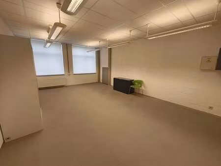 bien professionnel à louer à ieper € 500 (lh5d6) - 't werkpand | zimmo