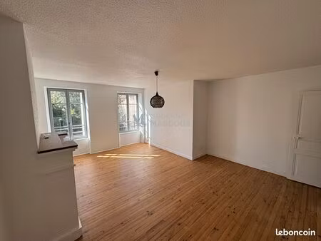 appartement 4 pièces 94 m²