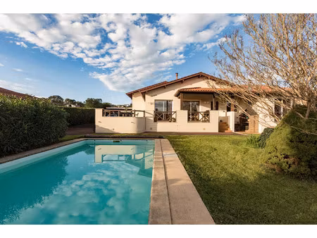 vente maison 5 pièces 135 m² bidart (64210)