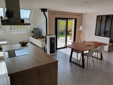 location meublée maison 6 pièces 120 m² à planguenoual (22400)  1 435 €