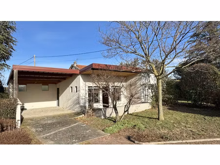 a vendre terrain constructible de 534m2 secteur saint-rambert