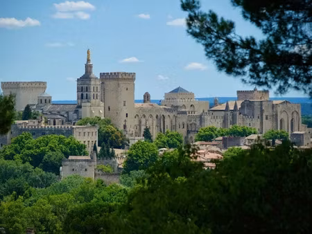 vente appartement 4 pièces 89 m² à villeneuve-les-avignon (30400)  330 000 €