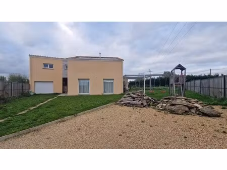 vente ideale famille : 4 chambres + bureau.