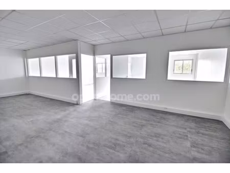 vente locaux professionnels 1 pièce 77 m² à trappes (78190)  103 000 €