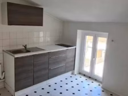 vente immeuble 7 pièces 147 m² à saint-amand-montrond (18200)  110 000 €