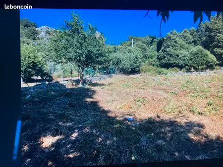 terrain constructible à vendre