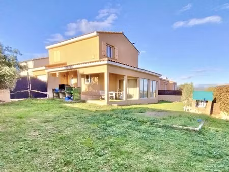 exclu maison 3 faces beau terrain