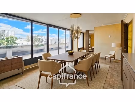 duplex-box-place de stationnement-terrasse 20 m2