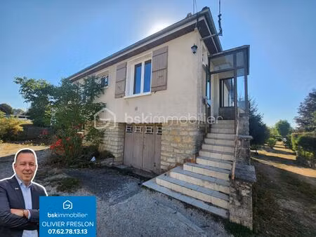 maison de ville de 84 m² à urzy