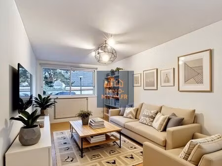 4 pieces de 74 40m2 proche métro