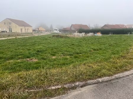 en vente terrain constructible 15 14 ares – 35 280 € |dombrot-le-sec