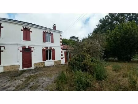 location maison 3 pièces 85m² hostens 33125