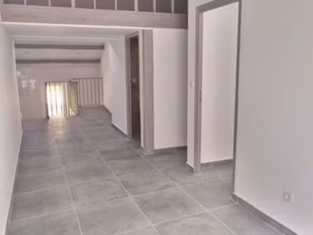 location maison 2 pièces 42 m² à port-de-bouc (13110)