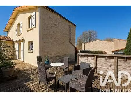 vente maison piscine à charmé (16140) : à vendre piscine / 208m² charmé