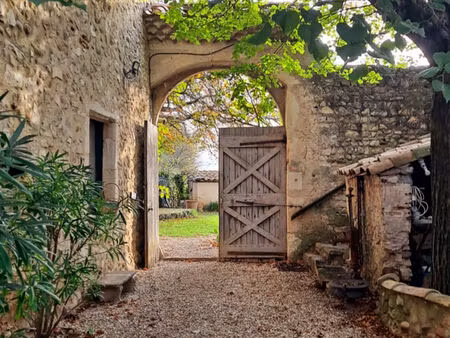 vente maison 14 pièces 486 m² sauzet (26740)