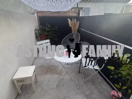 vente appartement 3 pièces 81m2 aigues-mortes 30220 - 199000 € - surface privée