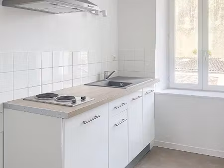 location appartement 2 pièces 30.74 m² à aix-en-othe (10160)  480 €