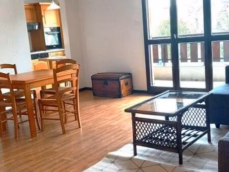 location appartement 3 pièces 73 m² à le bourget-du-lac (73370)