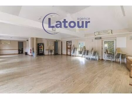 local commercial à louer