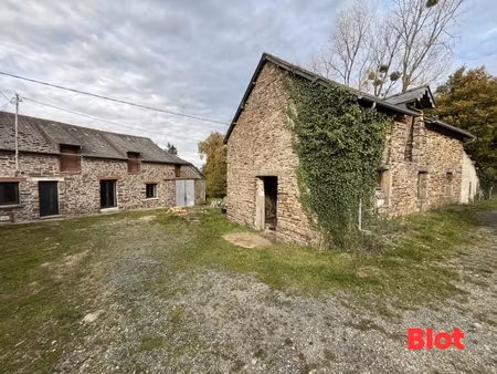 a vendre à saint-thurial - longere avec gros potentiel sur 2850 m² de terrain