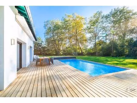 maison de luxe à vendre à ahetze : 1 300 000 € | 162m²
