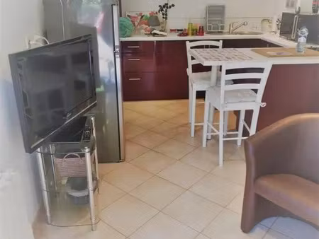 location maison 1 pièce 24 m² à toulon (83000)