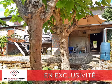 ravissante demeure familiale de 7 pièces avec grand terrain et garage à bousseraucourt.