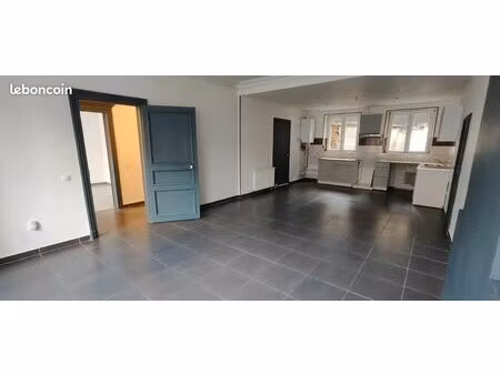 appartement 83m2 rdc à louer