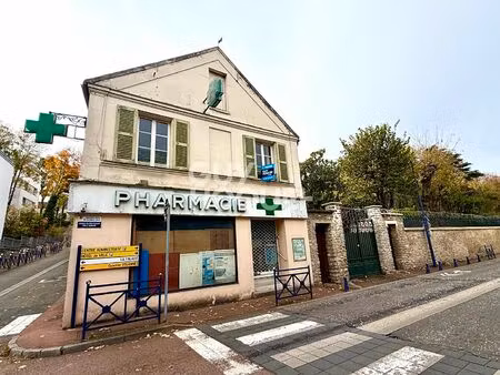 maison + local commercial à epône 78680