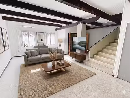 maison de ville avec 3 chambres