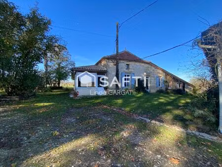 chaleureuse maison en pierre avec dépendance : un cocon de charme au cœur de la campagne.