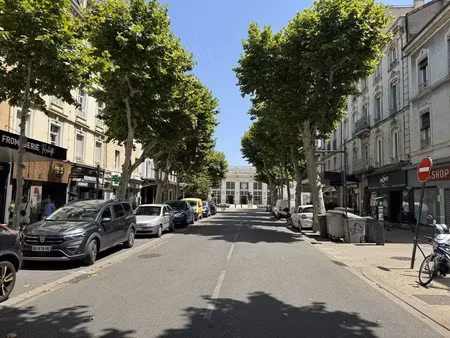 local commercial a louer