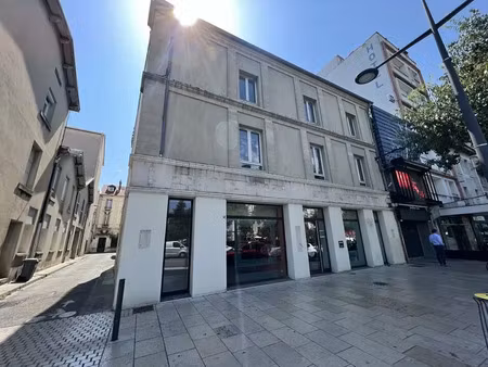 local commercial a louer