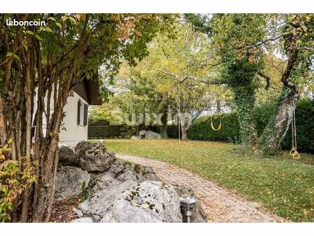 maison 5 pièces 146 m²