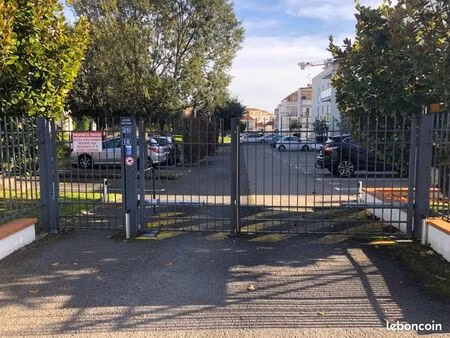 parking aérien sécurité (cours richelieu)