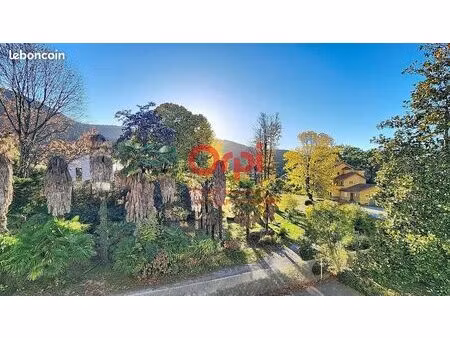 studio 1 pièce 30 m²