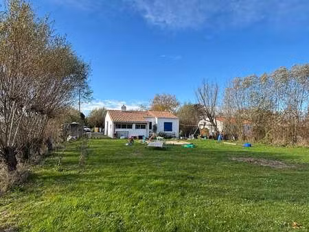 vente maison à soullans (85300) : à vendre / 79m² soullans