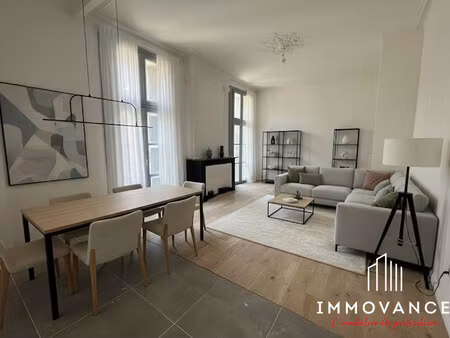 appartement t3 plein de charme dans bâtisse ancienne entièreme