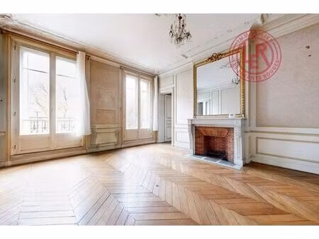 bureau de prestige de 126 m2 en location - canal saint martin  château d’eau  porte saint-