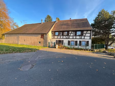 superbe maison à colombages au coeur de neunkirch