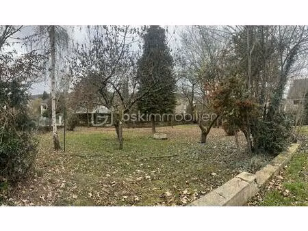 terrain de 699 m² à palaiseau